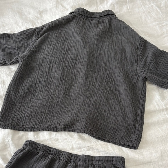 Stars above Charcoal Two-Piece Gauze Lounge Set - Top & Shorts - Picture 8 of 9